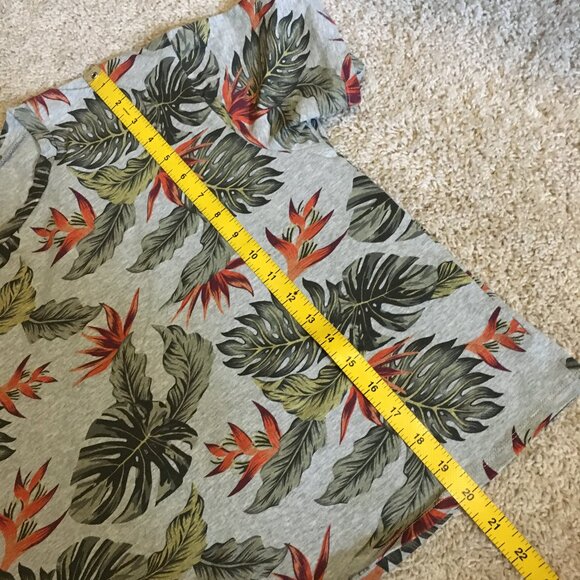 Tropical Botanical Floral Cotton Short Sleeve Tee - Picture 13 of 14